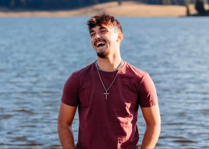 Roman Parra Obituary